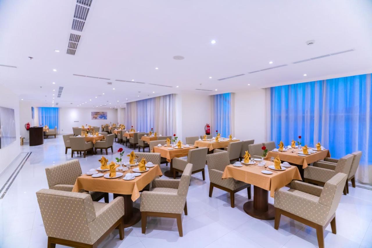 The Gate Hotel And Apartments Dammam Esterno foto