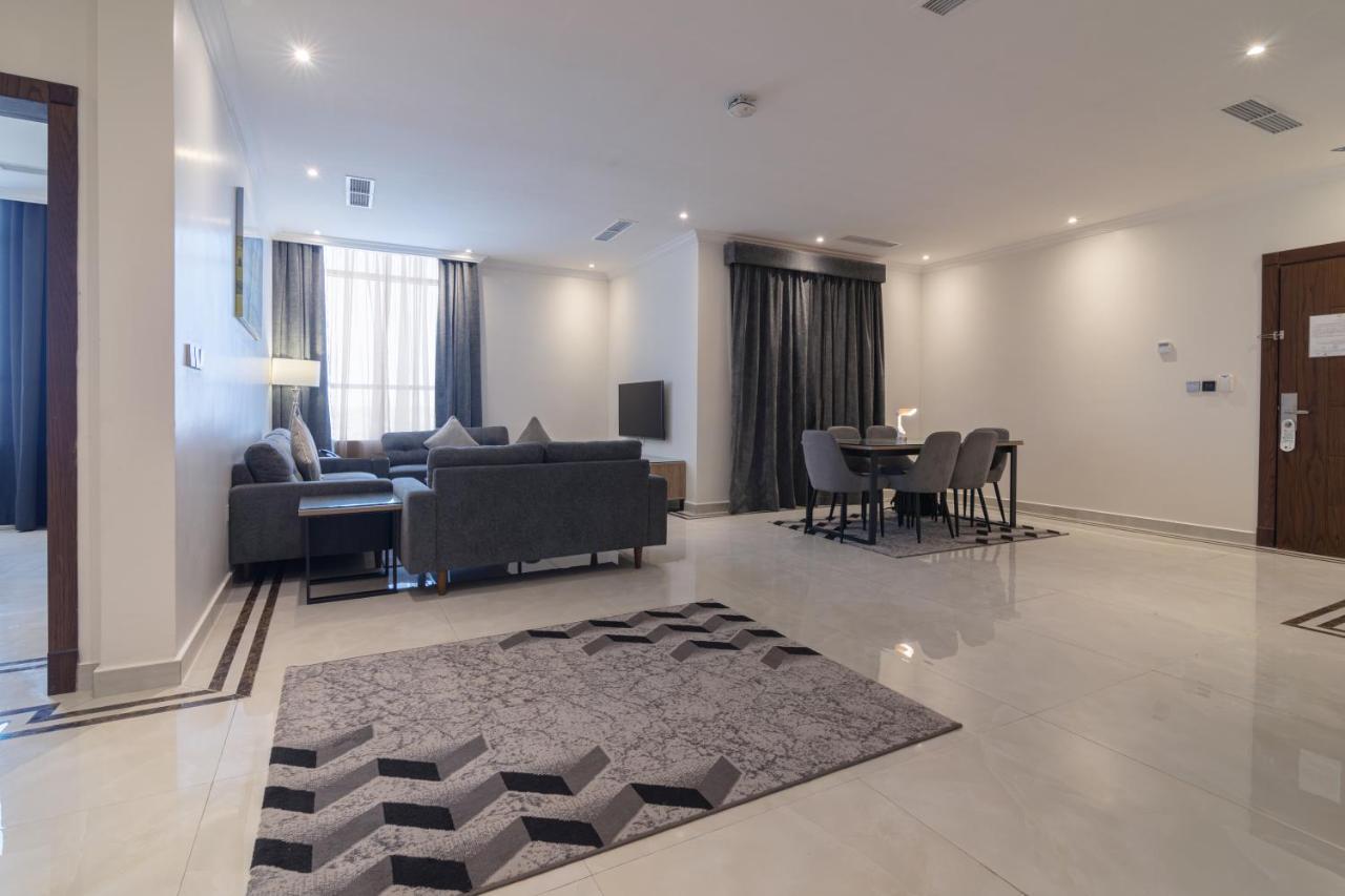 The Gate Hotel And Apartments Dammam Esterno foto